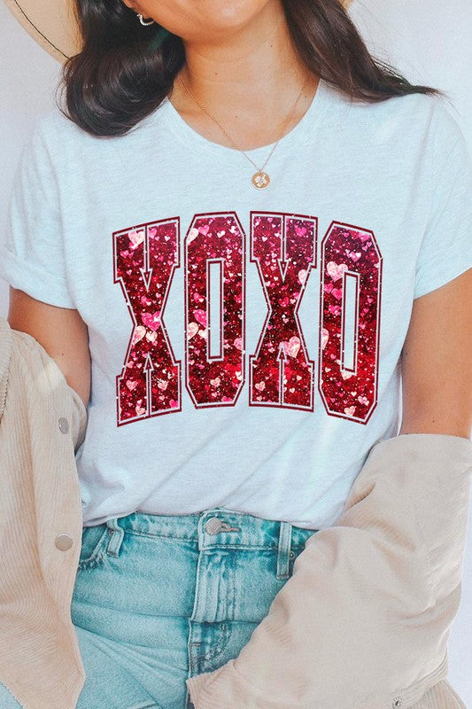 UNISEX SHORT SLEEVE XOXO T-Shirt free shipping -Oh Em Gee Boutique