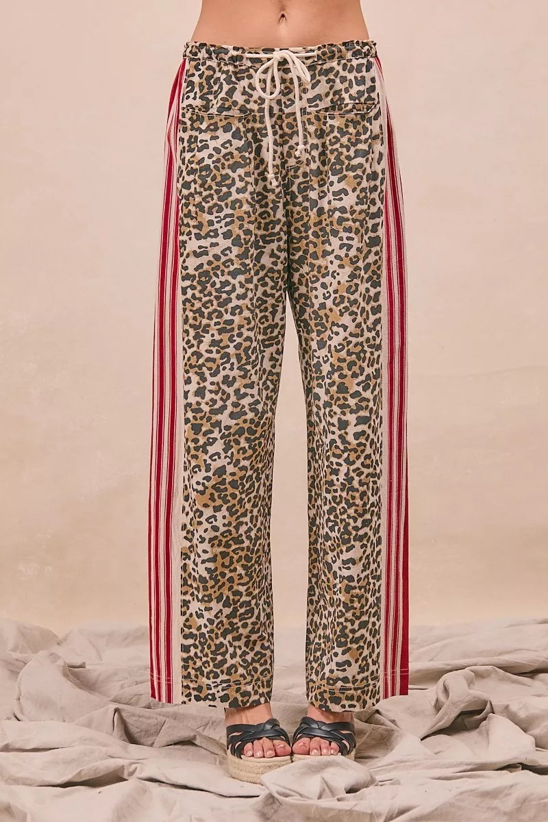 BiBi Leopard Print Pants with Side Contrast and Tucking Welt Pockets free shipping -Oh Em Gee Boutique