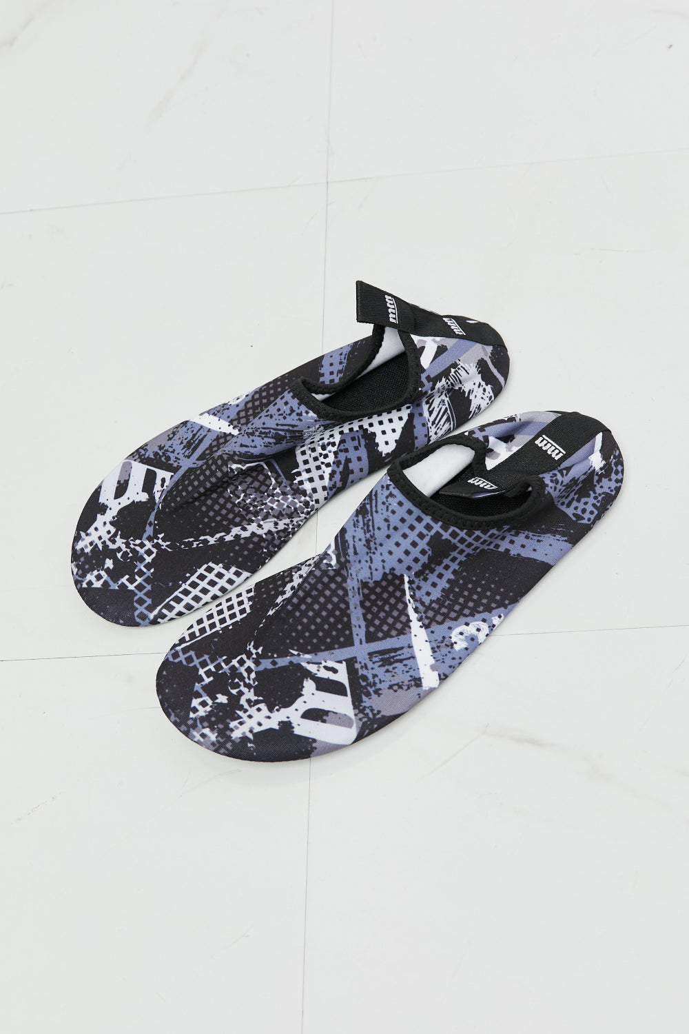 MMshoes On The Shore Water Shoes in Black Pattern free shipping -Oh Em Gee Boutique